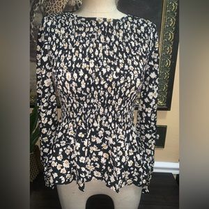Floral long sleeve blouse